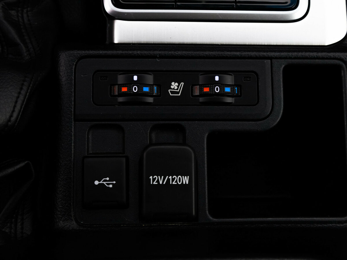 Купить Toyota Land Cruiser Prado 150 Series Рестайлинг 3, 2021, 54 978 км, фото №17