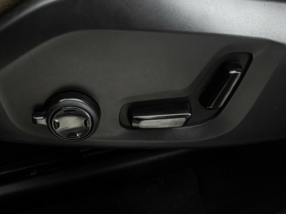 Купить Volvo XC60 II, 2020, 120 488 км, фото №14