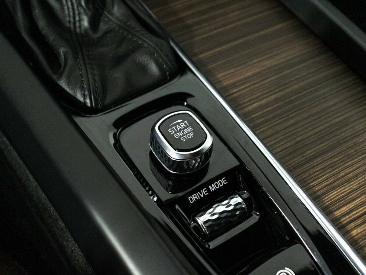 Купить Volvo XC60 II, 2020, 120 488 км, фото №16