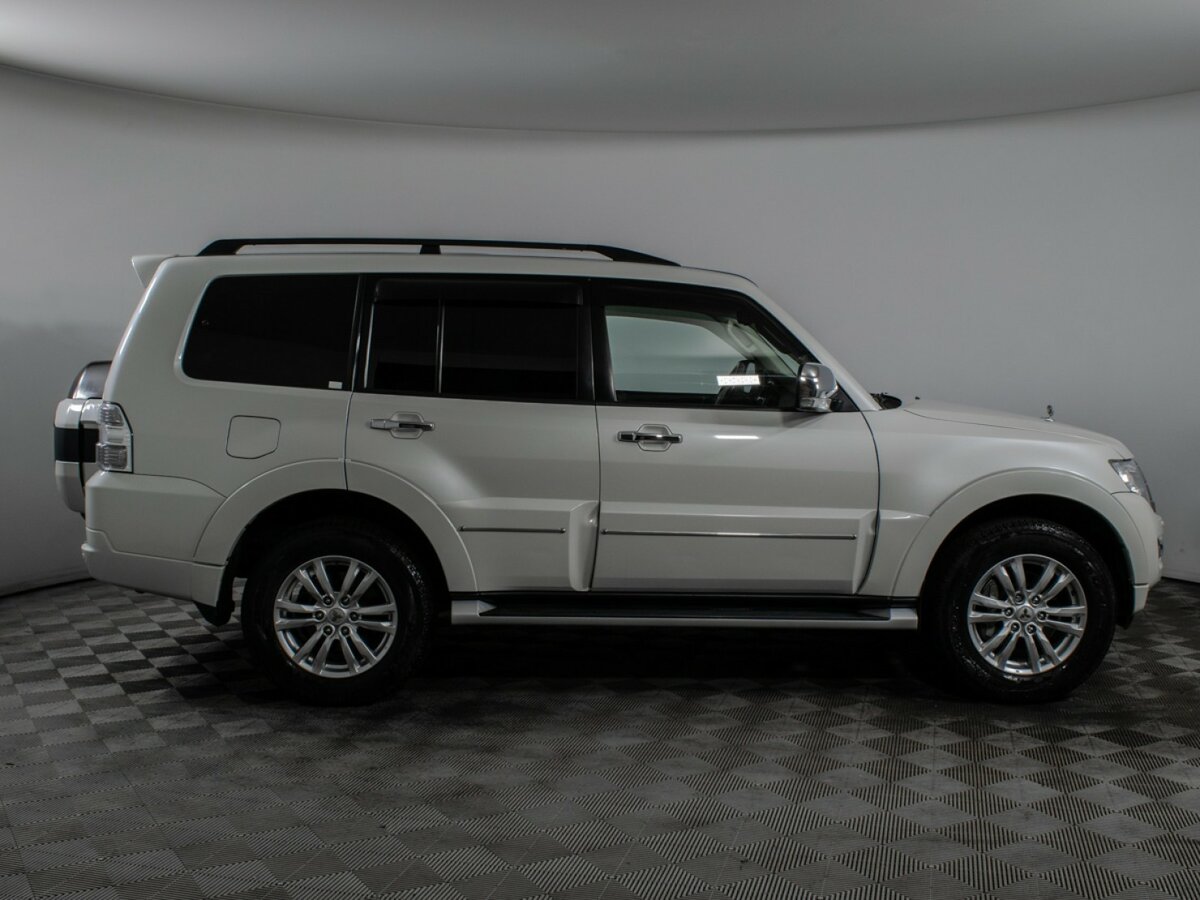 Купить Mitsubishi Pajero IV Рестайлинг 2, 2019, 30 427 км, фото №4