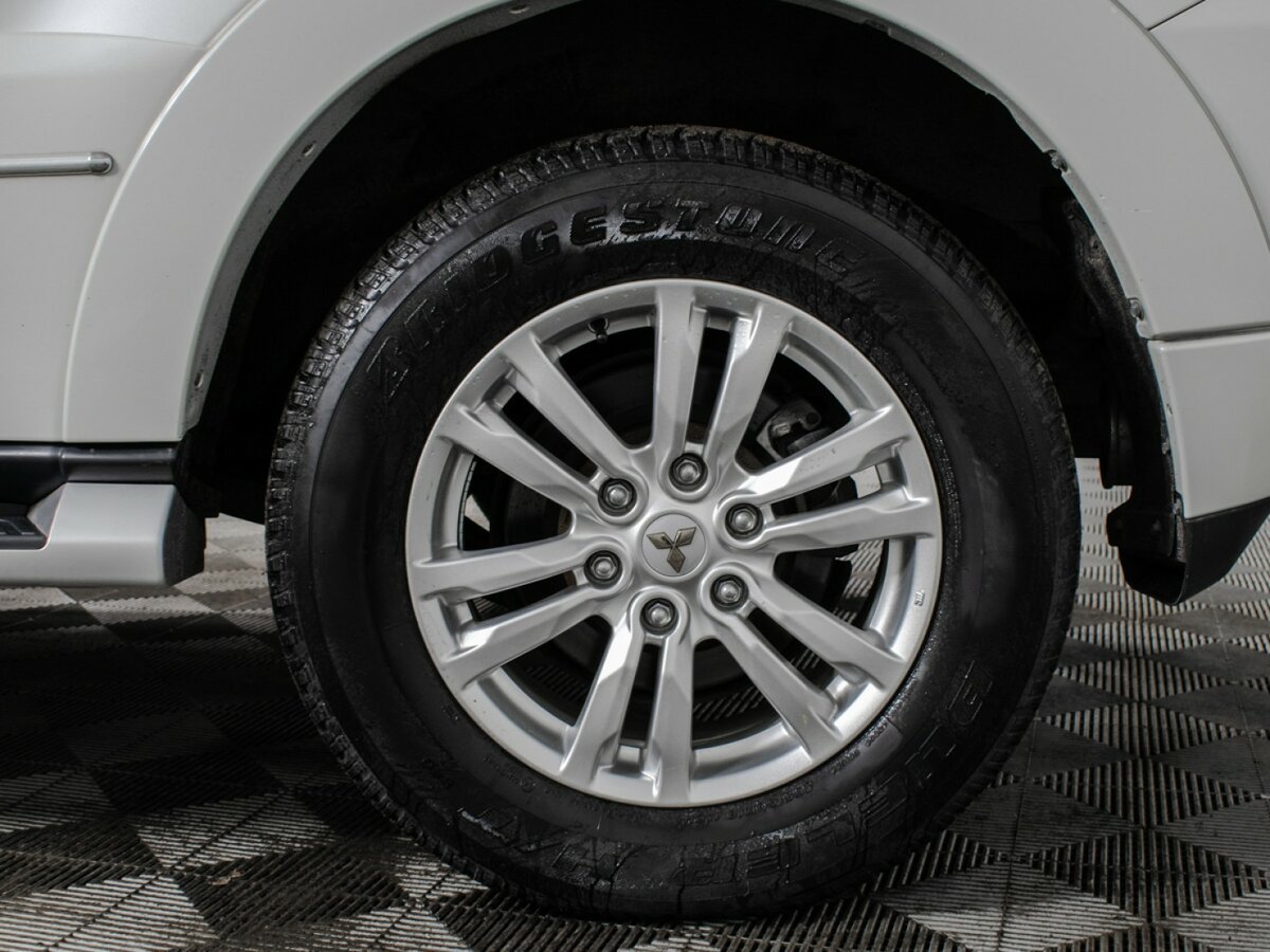 Купить Mitsubishi Pajero IV Рестайлинг 2, 2019, 30 427 км, фото №18