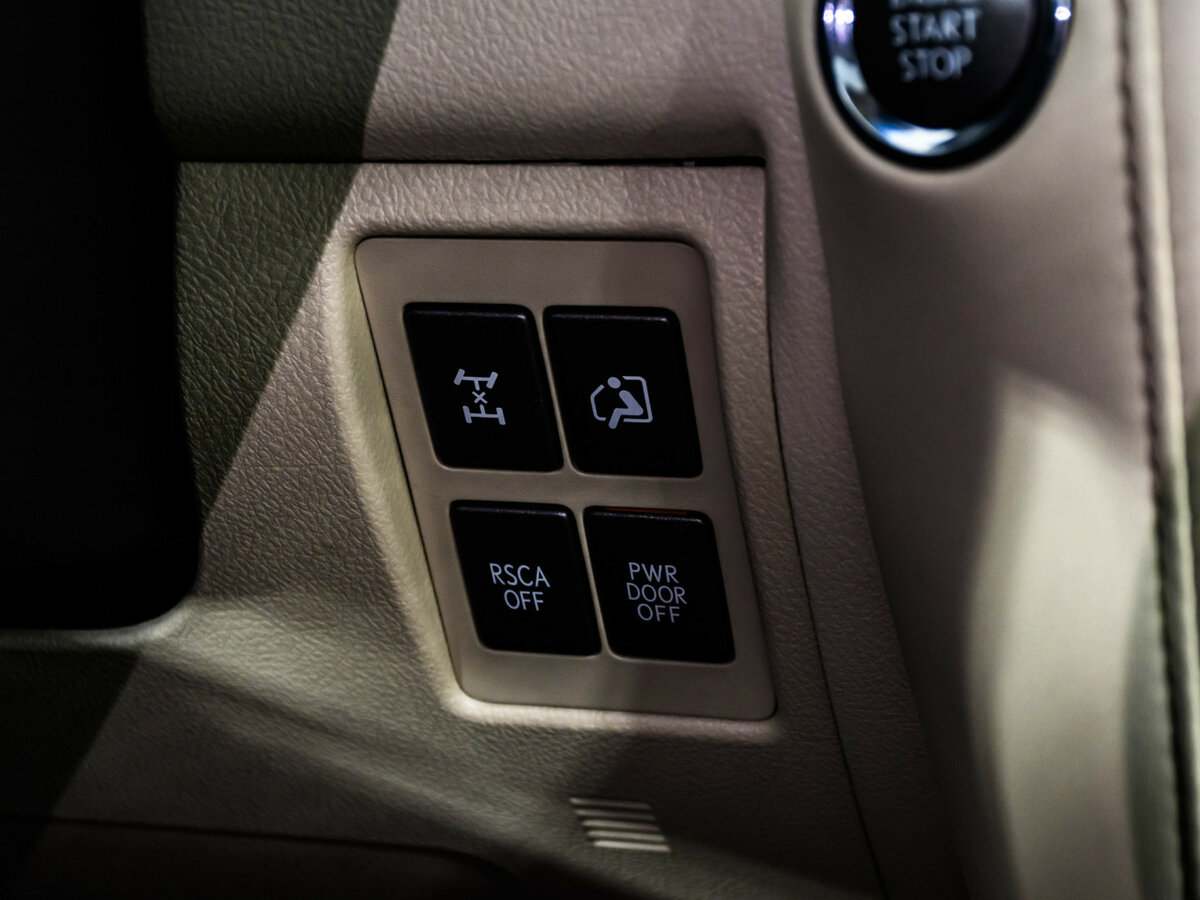 Купить Lexus LX 570 III Рестайлинг, 2012, 192 954 км, фото №24