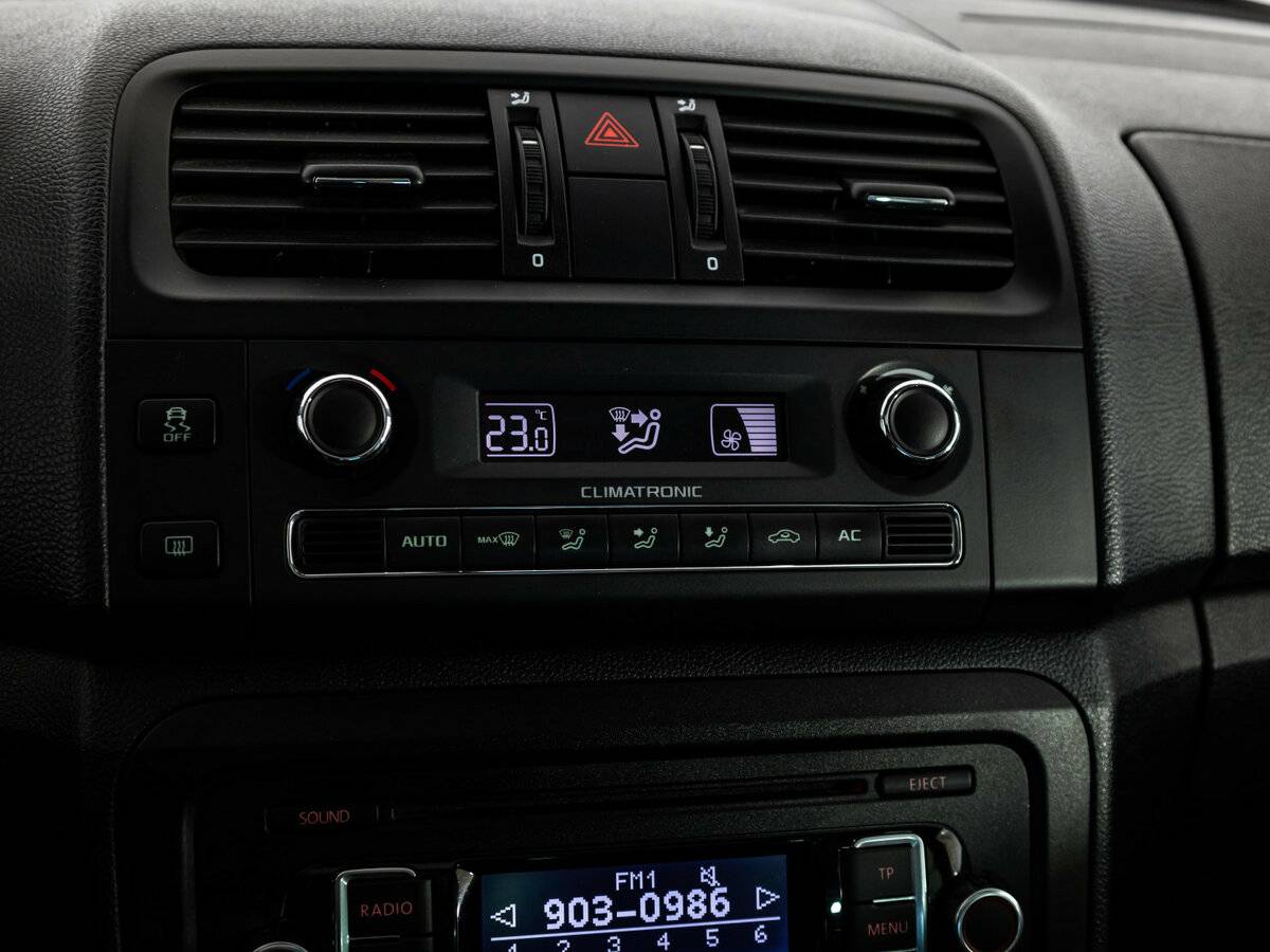 Купить Skoda Fabia Scout II Рестайлинг, 2011, 150 618 км, фото №10