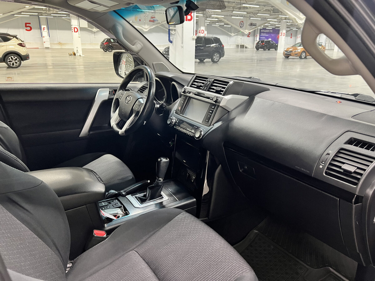 Купить Toyota Land Cruiser Prado 150 Series Рестайлинг 1, 2015, 128 503 км, фото №11