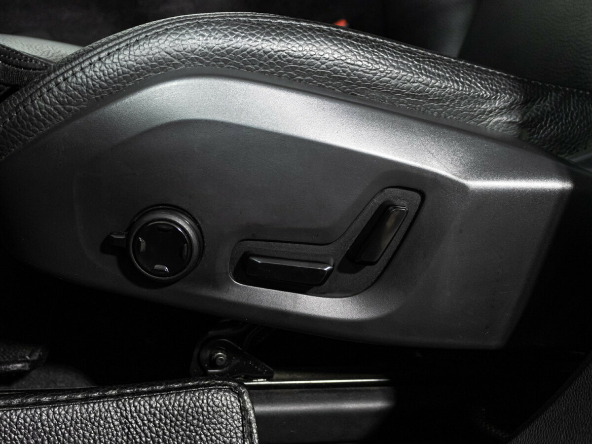 Купить Volvo XC60 II, 2020, 90 653 км, фото №14