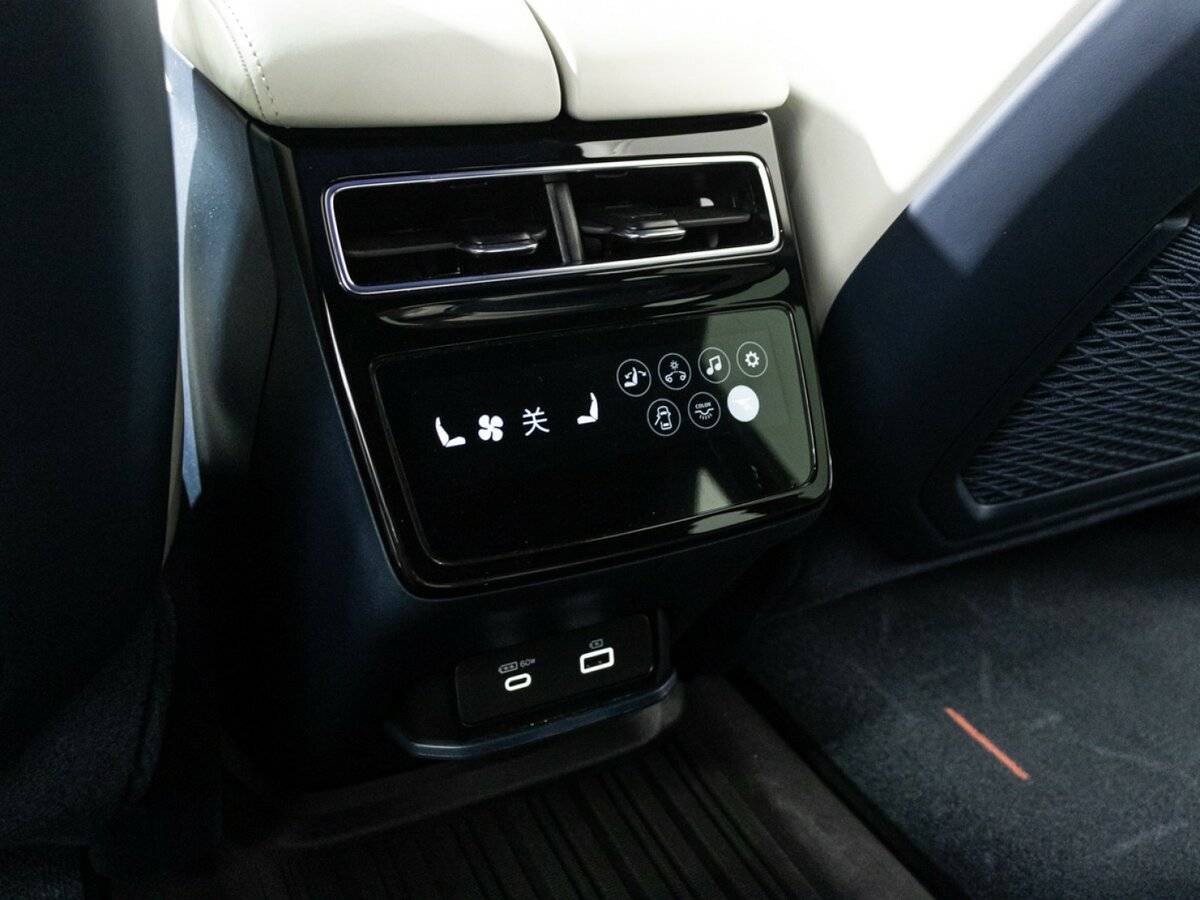 Купить Zeekr 001 100 kWh I, 2023, 37 077 км, фото №23