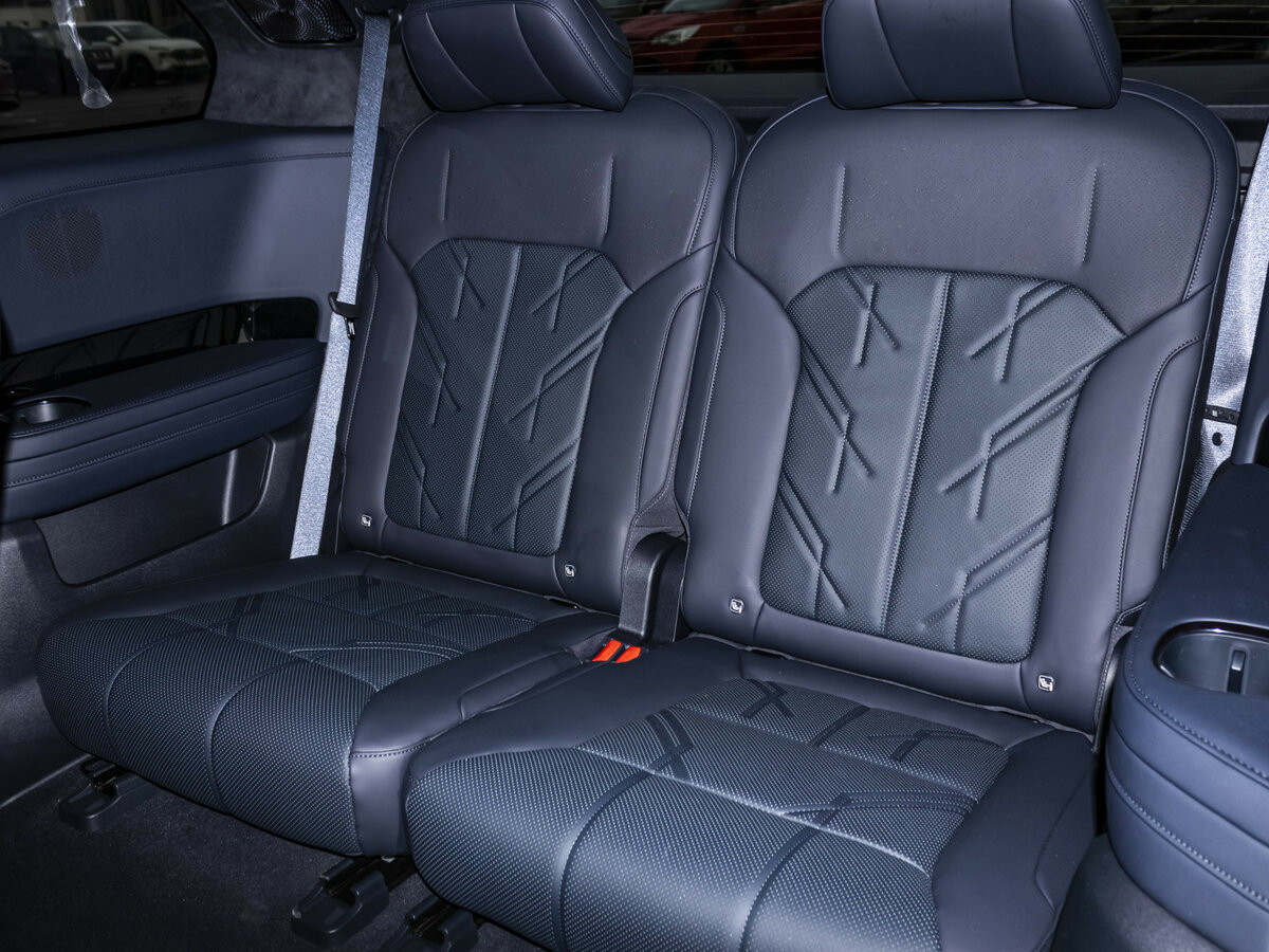 Купить Zeekr 9X 55 kWh, 2025, 22 км, фото №20