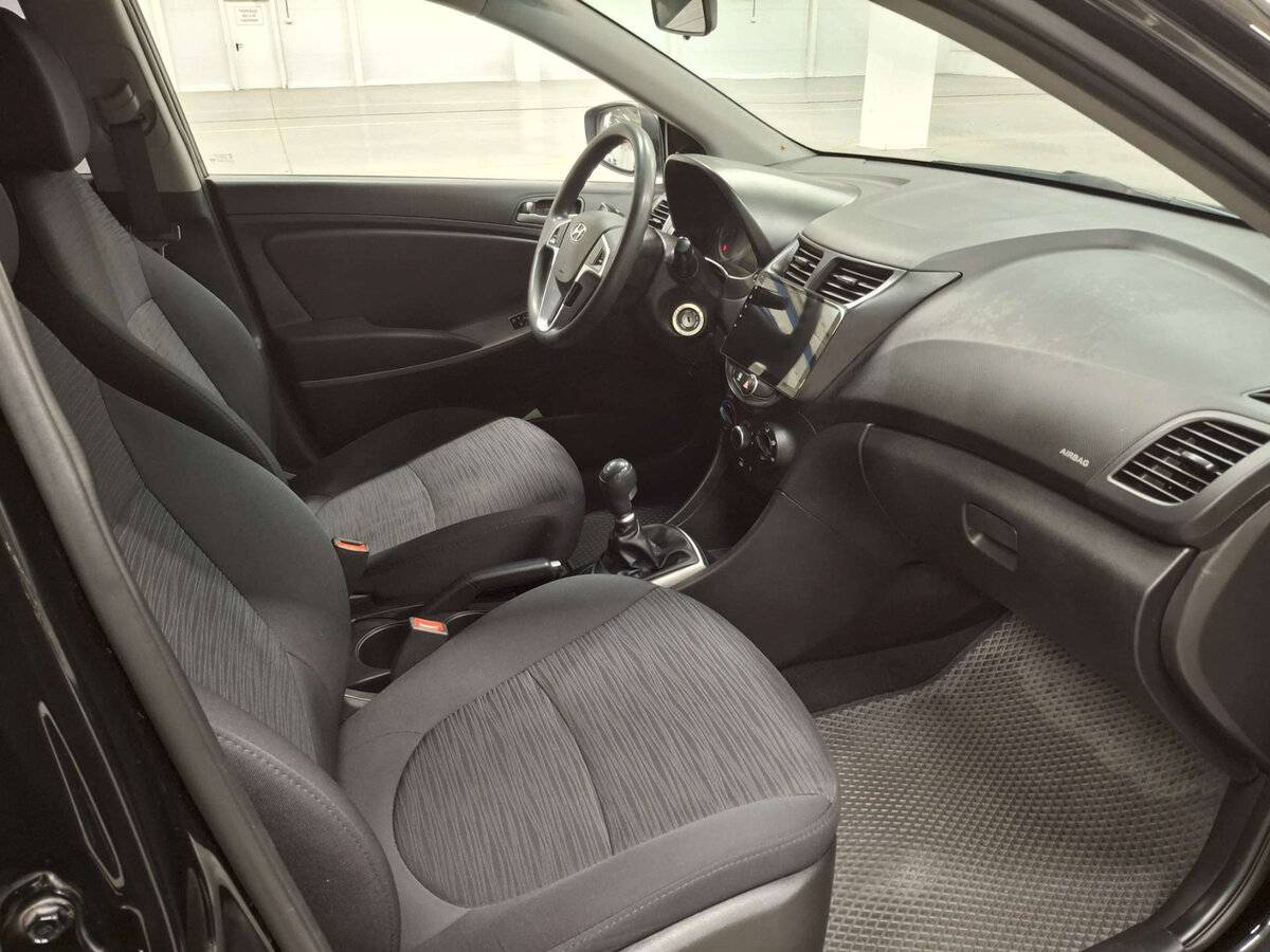 Купить Hyundai Solaris I Рестайлинг, 2016, 128 701 км, фото №11