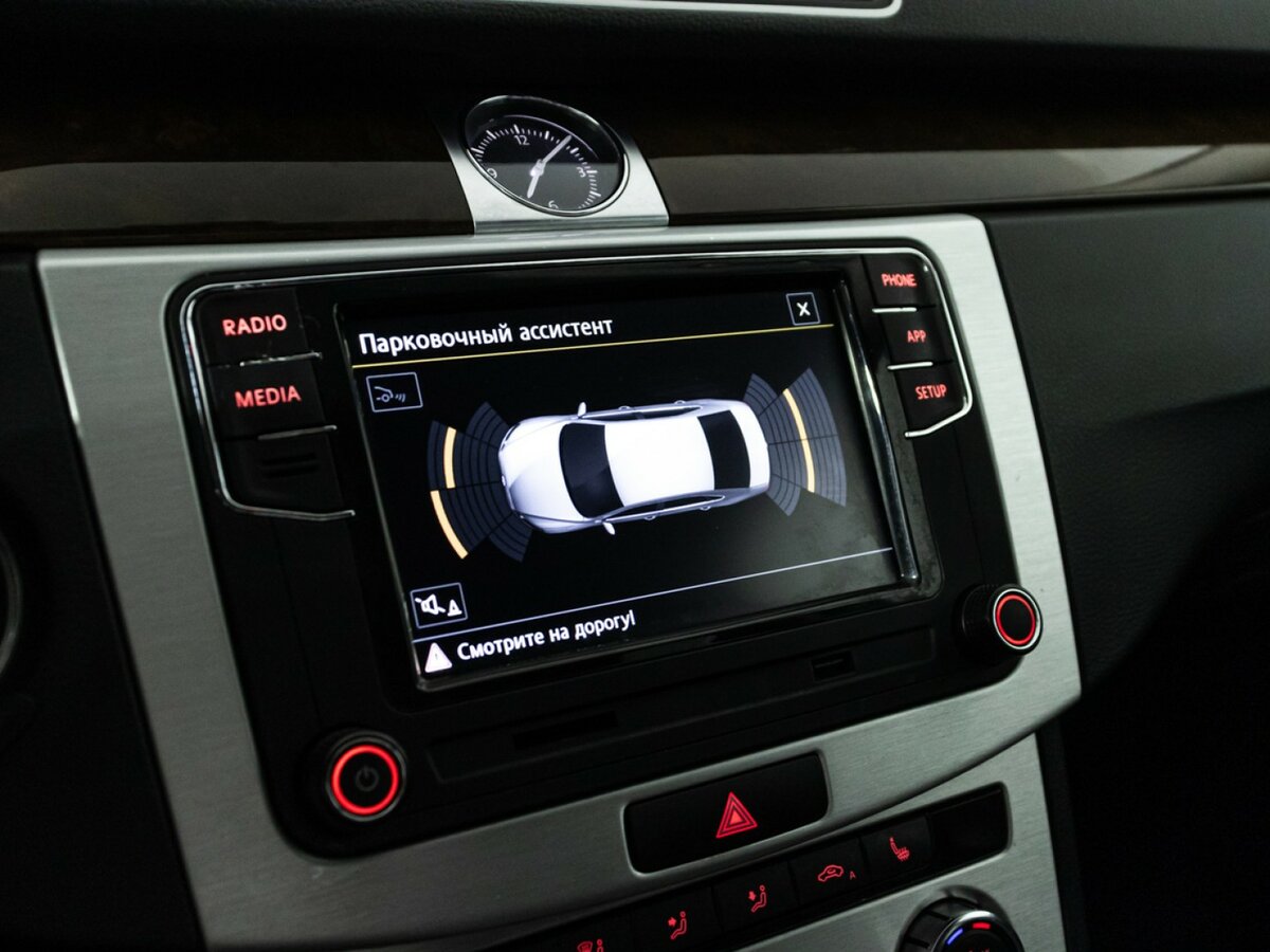 Купить Volkswagen Passat B7, 2011, 180 350 км, фото №15