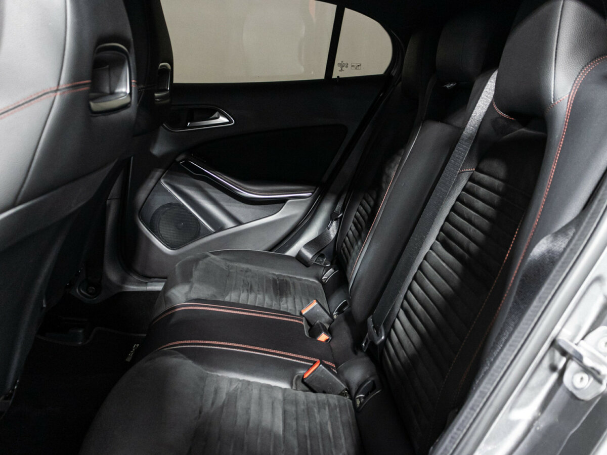 Купить Mercedes-Benz GLA 250 I (X156) Рестайлинг, 2019, 125 406 км, фото №10