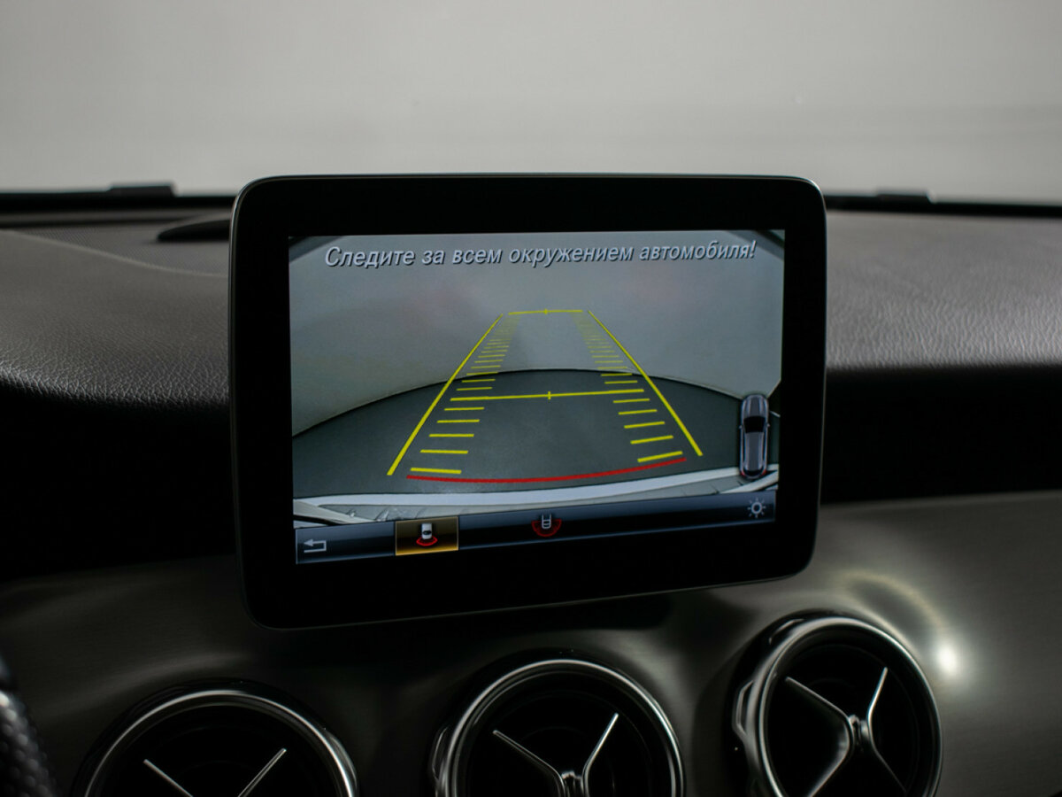 Купить Mercedes-Benz GLA 250 I (X156) Рестайлинг, 2018, 80 301 км, фото №17