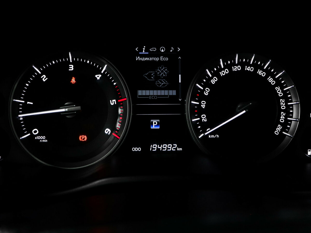 Купить Toyota Land Cruiser 200 Series Рестайлинг 2, 2015, 194 461 км, фото №11