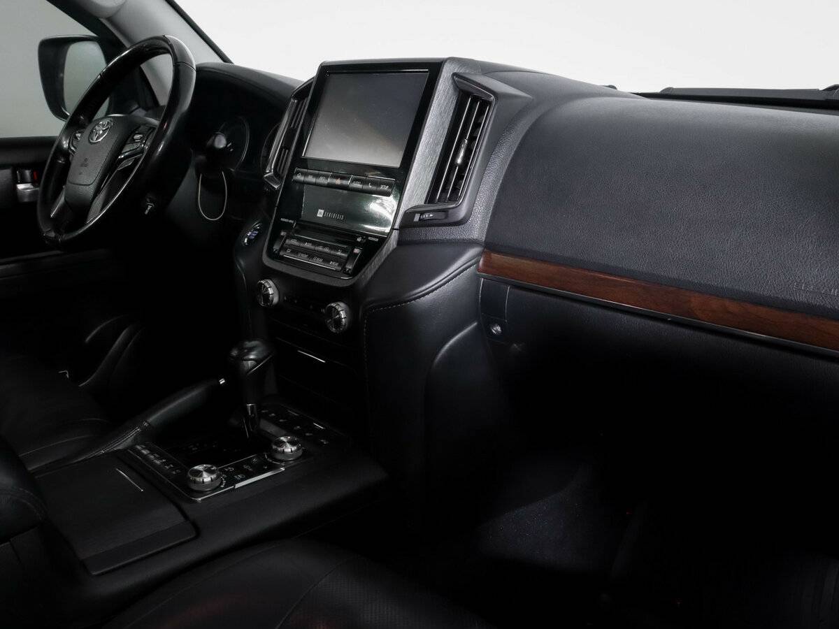 Купить Toyota Land Cruiser 200 Series Рестайлинг 2, 2018, 159 811 км, фото №9