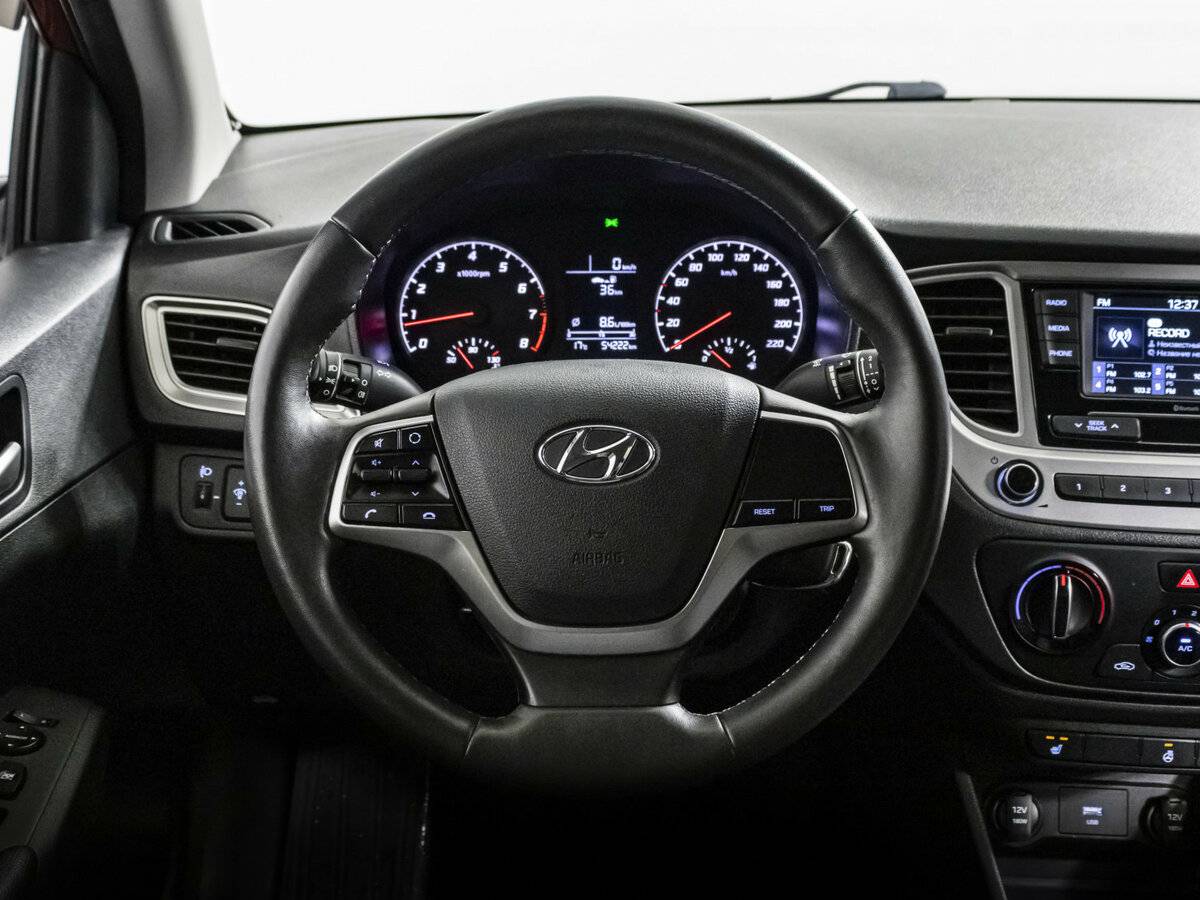 Купить Hyundai Solaris II Рестайлинг, 2021, 54 001 км, фото №12