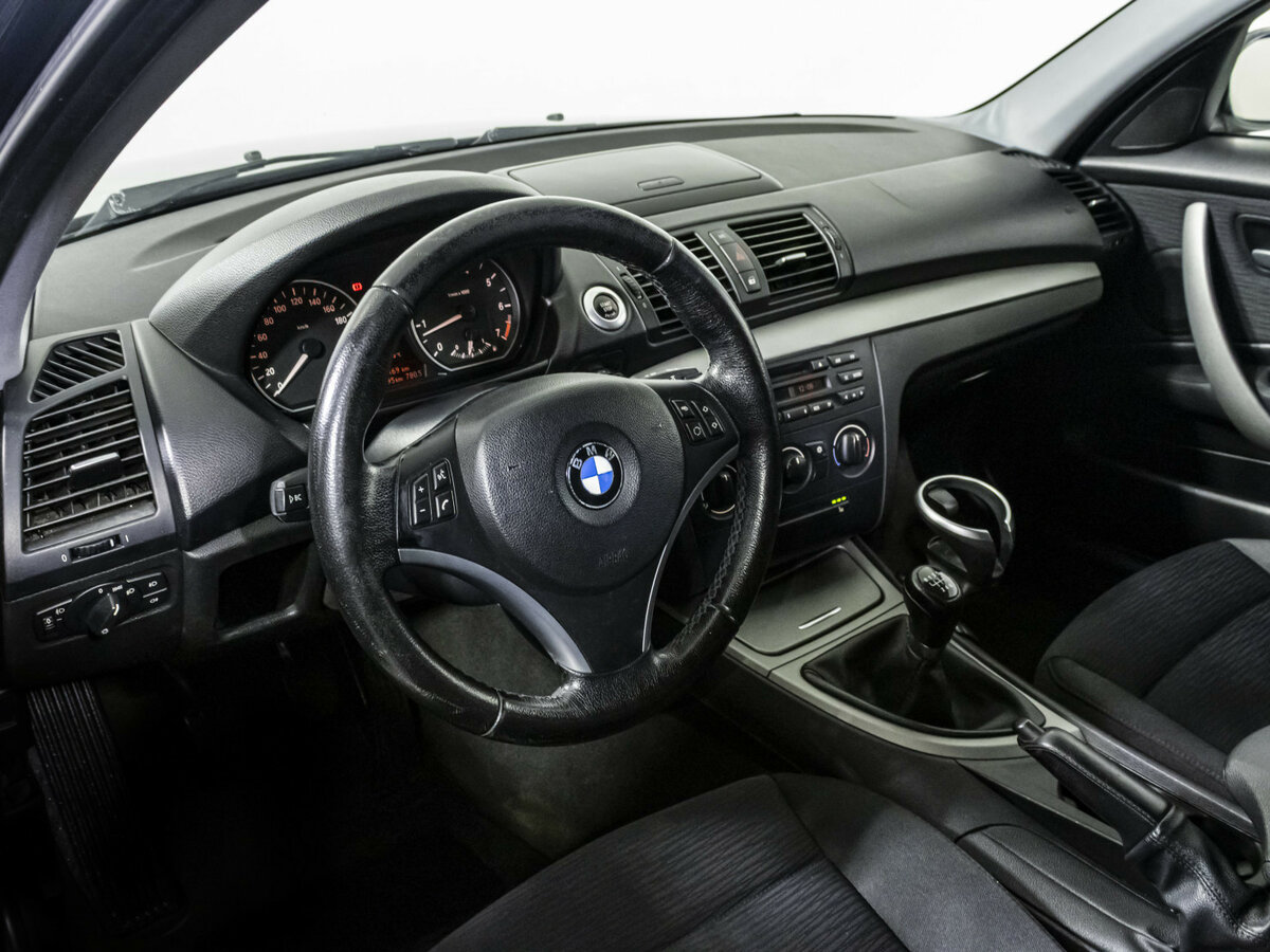 Купить BMW 1 серии 118i I (E81/E82/E87/E88) Рестайлинг, 2008, 199 388 км, фото №10
