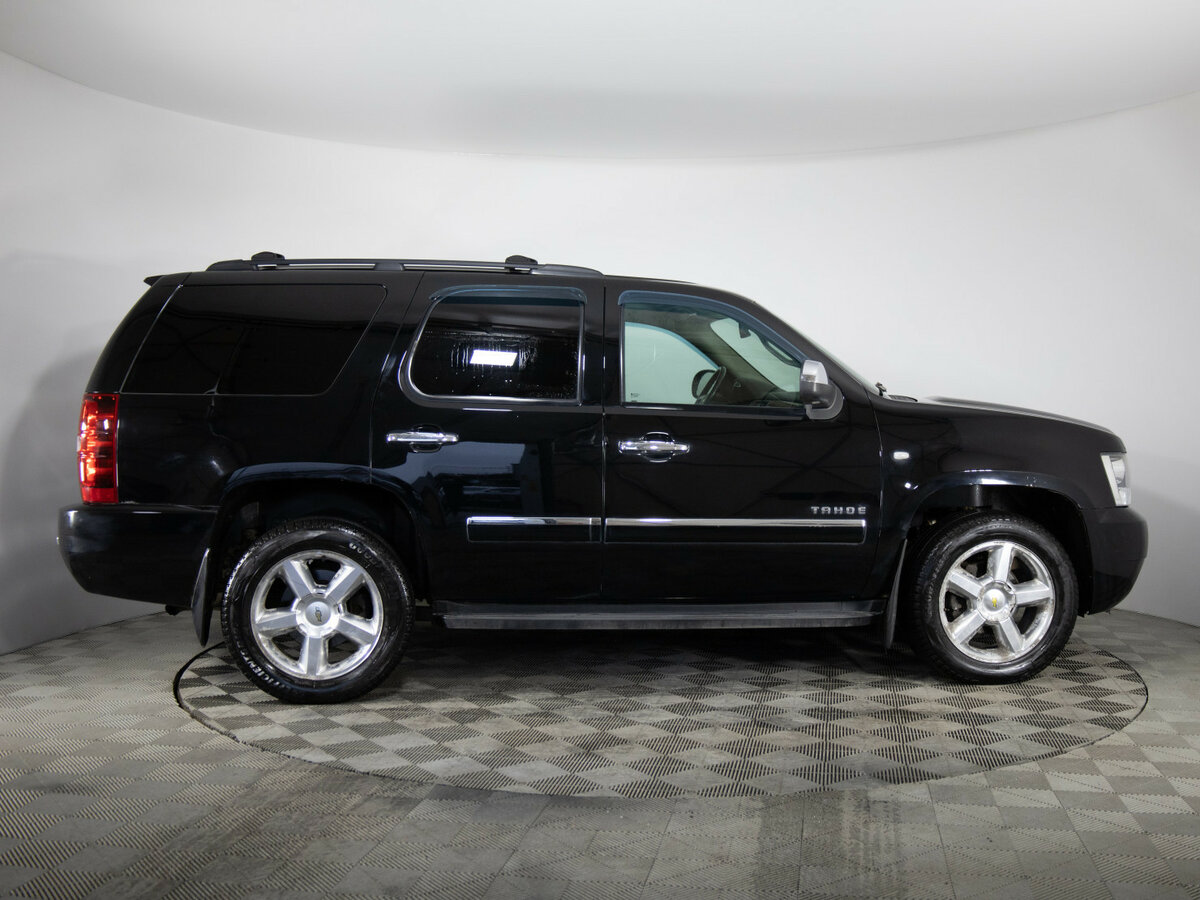 Купить Chevrolet Tahoe 6AT III, 2012, 164 035 км, фото №4