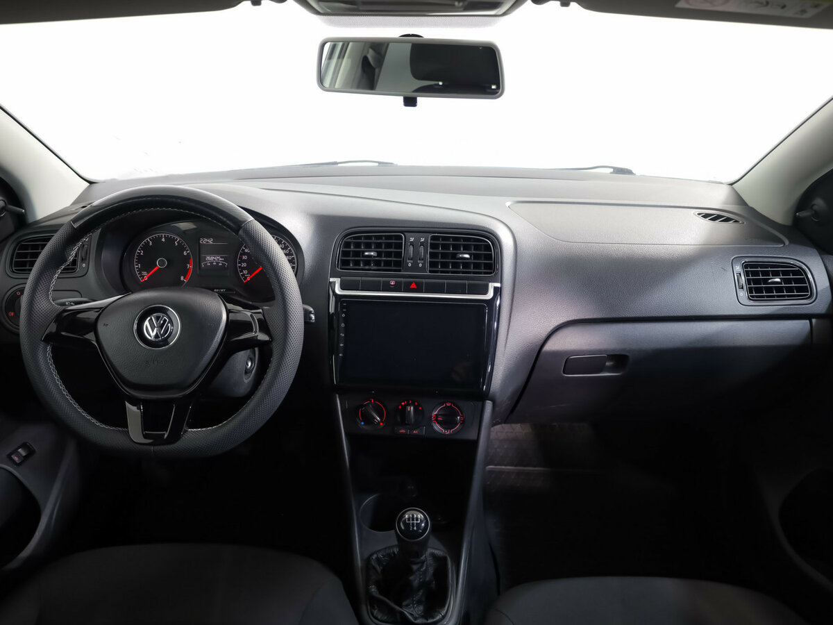 Купить Volkswagen Polo V Рестайлинг, 2018, 268 423 км, фото №8