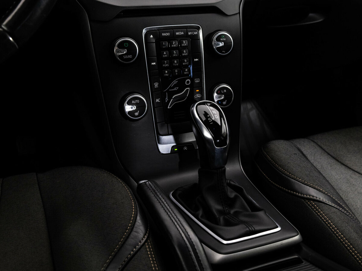 Купить Volvo V40 Cross Country I, 2013, 245 660 км, фото №12