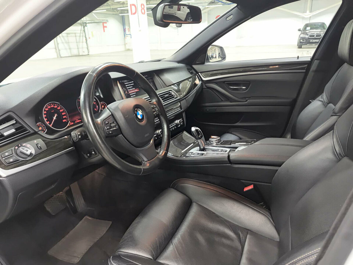 Купить BMW 5 серии 530d xDrive VI (F10/F11/F07) Рестайлинг, 2016, 211 670 км, фото №16