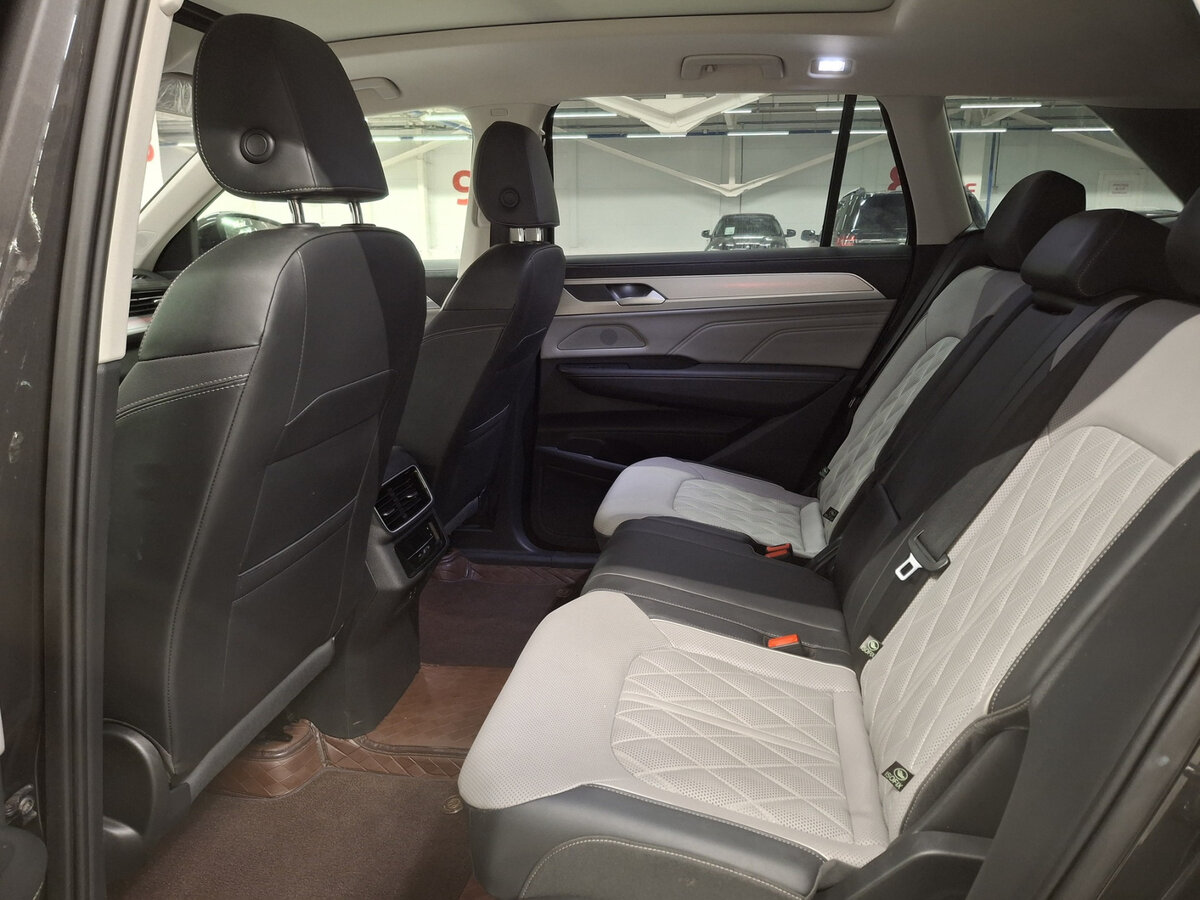 Купить Volkswagen Tavendor, 2023, 145 км, фото №11