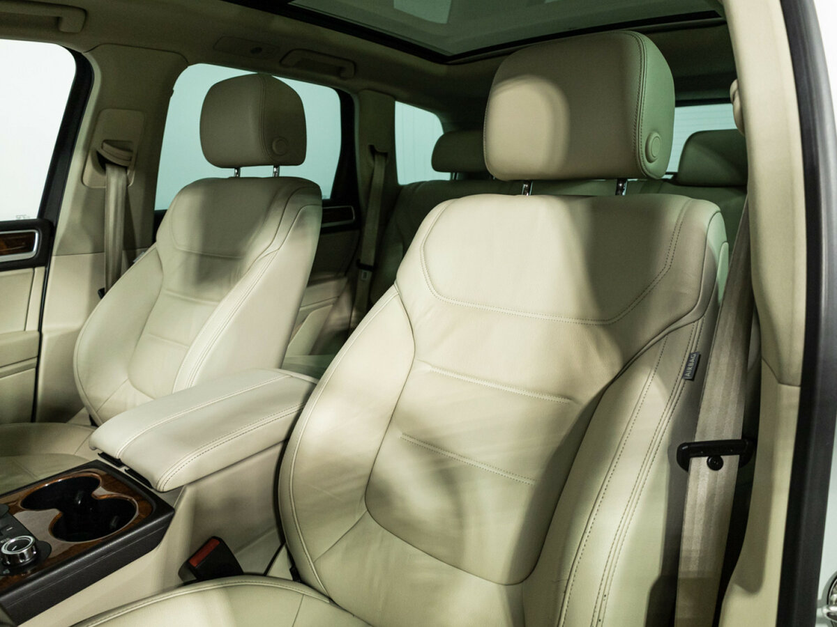 Купить Volkswagen Touareg II, 2013, 74 075 км, фото №16