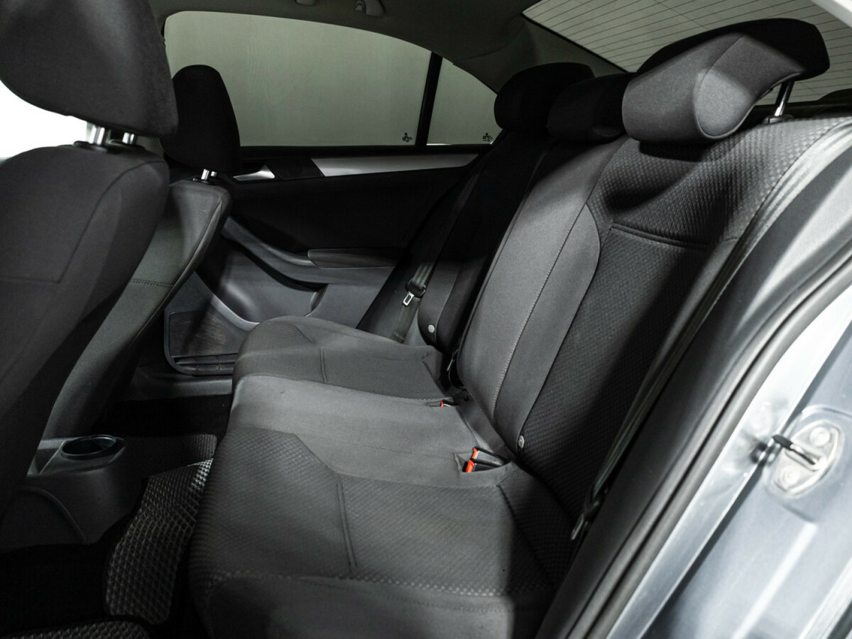 Купить Volkswagen Jetta VI, 2011, 237 749 км, фото №10