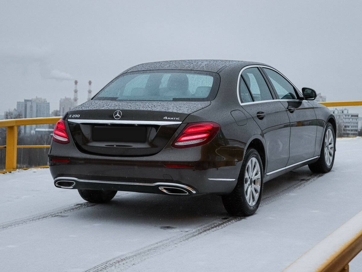 Mercedes-Benz E-Класс