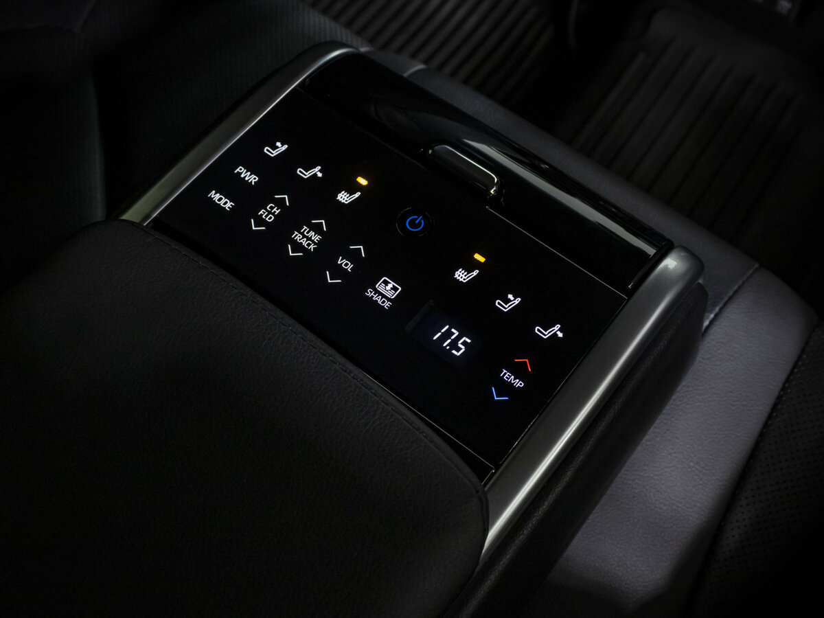 Купить Toyota Camry VIII (XV70) Рестайлинг, 2021, 85 333 км, фото №16