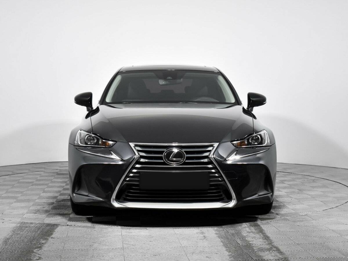 Lexus IS