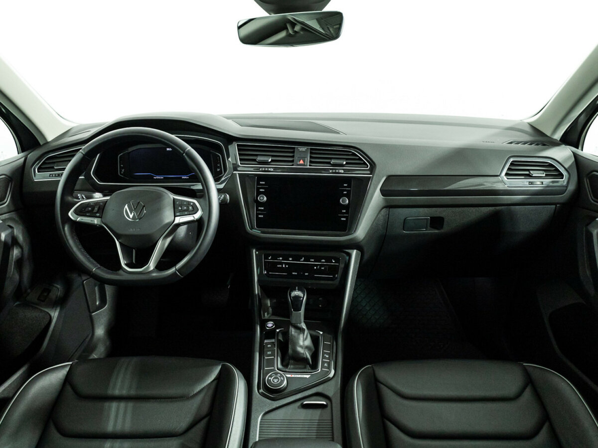 Купить Volkswagen Tiguan II Рестайлинг, 2021, 59 695 км, фото №12
