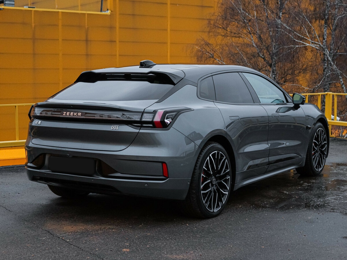 Zeekr 001