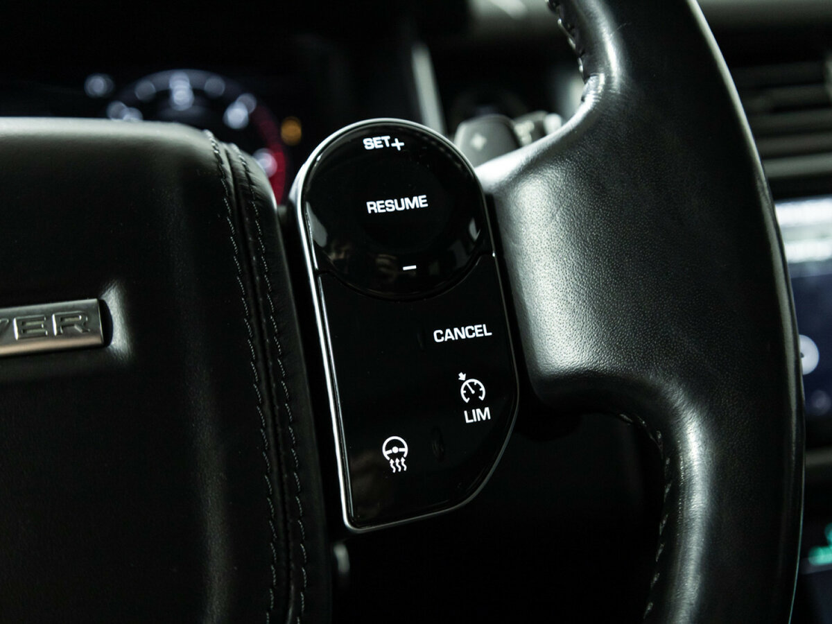 Купить Land Rover Range Rover Long IV Рестайлинг, 2018, 97 792 км, фото №19