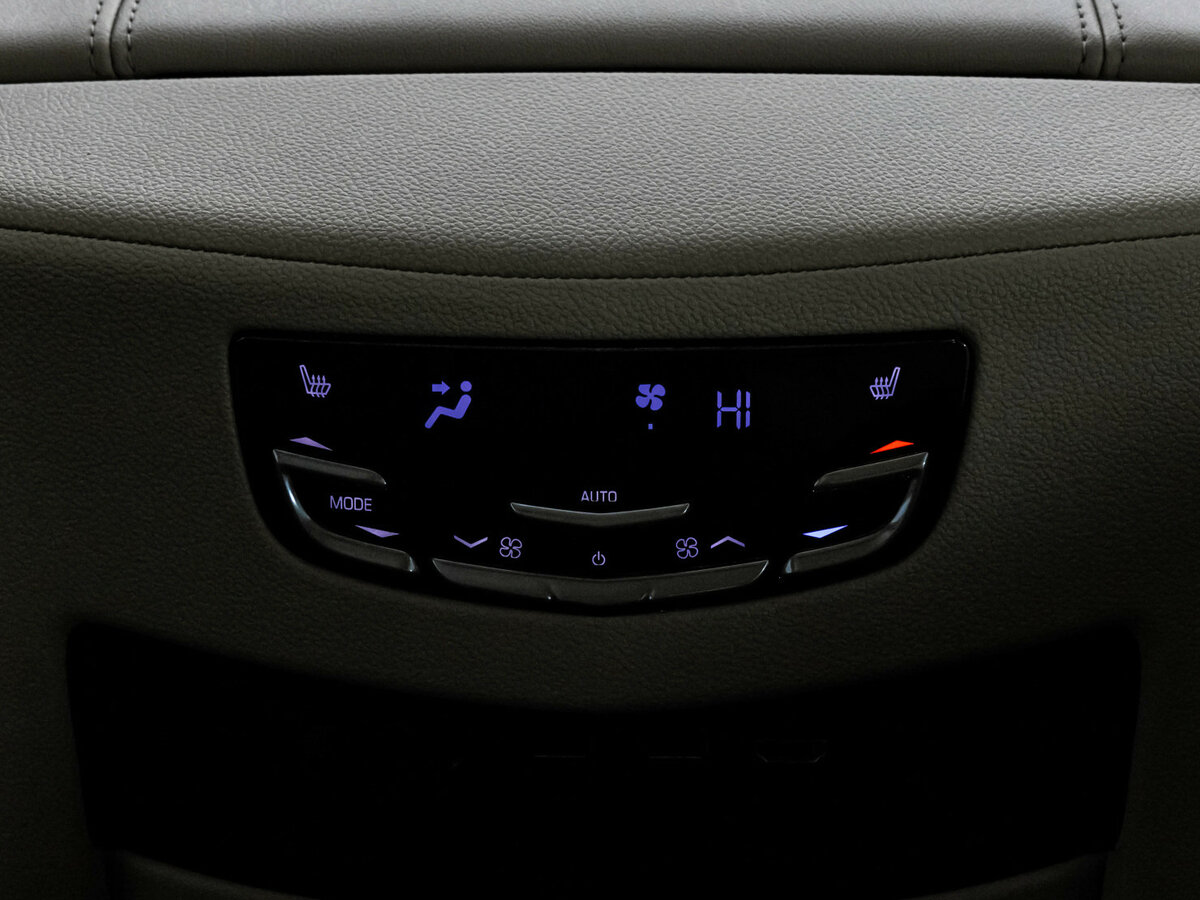 Купить Cadillac Escalade ESV IV, 2020, 132 911 км, фото №17