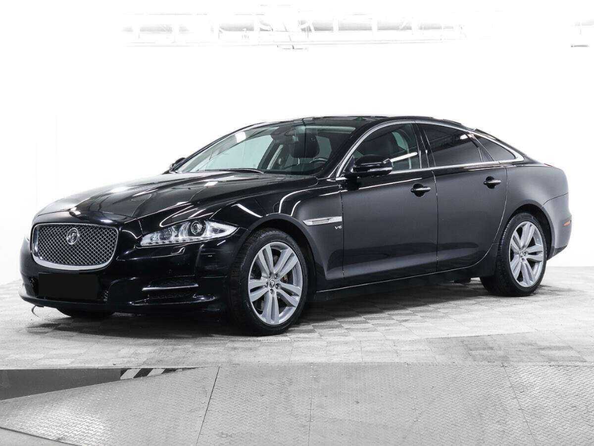 Jaguar XJ