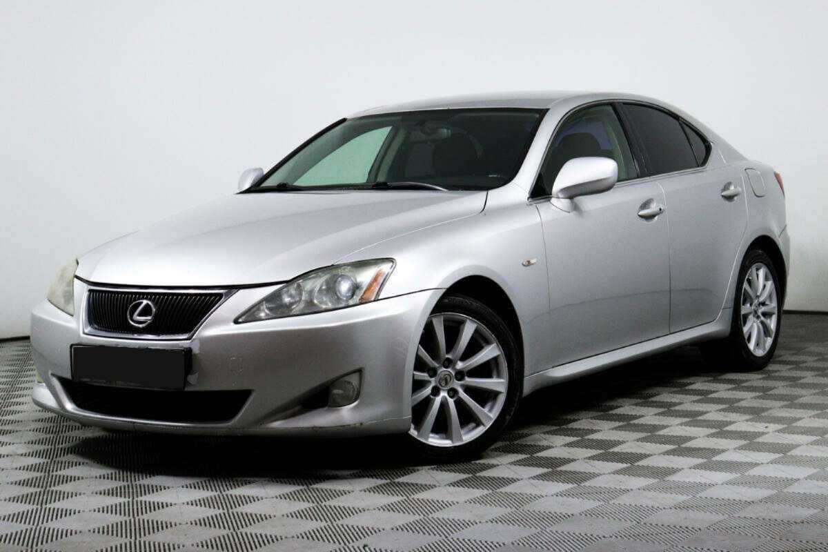 Lexus IS