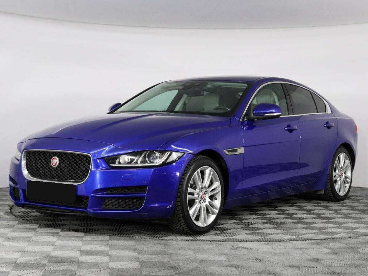 Jaguar XE