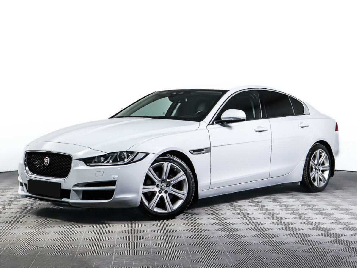 Jaguar XE