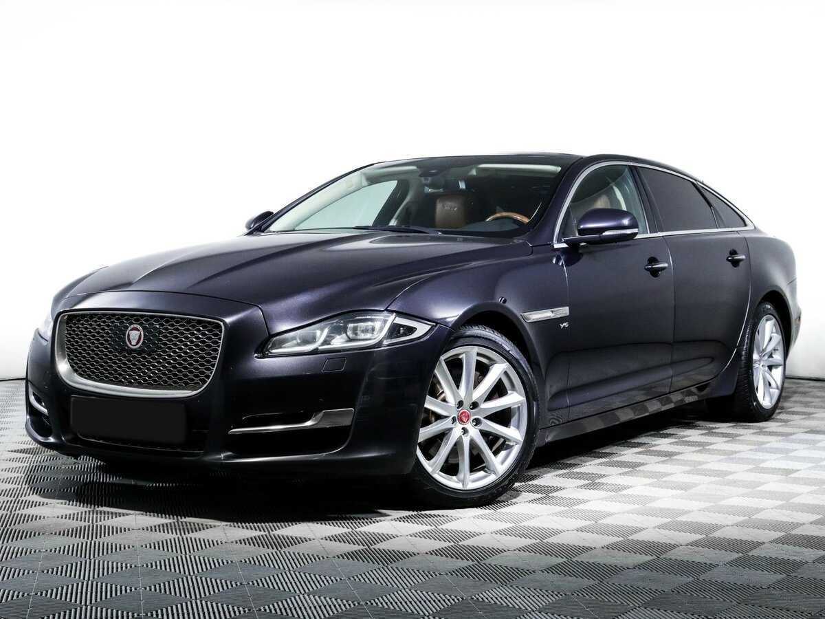 Jaguar XJ